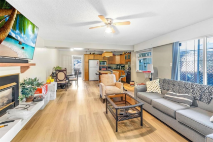 Kitchen Island Photo of 14726 60a Avenue, Surrey, BC