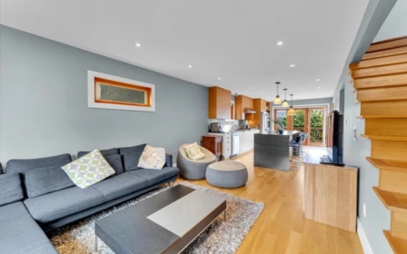 57 W 17th Avenue, Vancouver, BC, Vancouver — Single Family Residence for sale