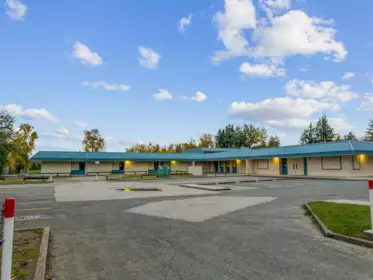 Swimming Pool Photo of 102 7150 133 Street, Surrey, BC