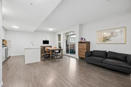 322 9500 Tomicki Avenue, Richmond, BC, Richmond — Apartment/Condo for sale