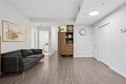 322 9500 Tomicki Avenue, Richmond, BC, Richmond — Apartment/Condo for sale