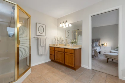 Entry Foyer Photo of 9289 204 Street, Langley, BC
