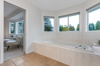 Hallway Photo of 9289 204 Street, Langley, BC