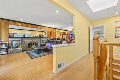 Kitchen Island Photo of 4619 Westlawn Drive, Burnaby, BC