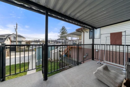 Garden / Landscaping Photo of 2506 E 45th Avenue, Vancouver, BC