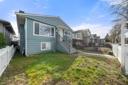 Hot Tub / Spa Photo of 2506 E 45th Avenue, Vancouver, BC