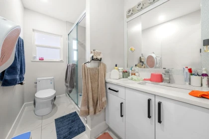 Mudroom Photo of 2506 E 45th Avenue, Vancouver, BC