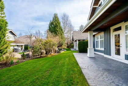 Front Yard Photo of 73 15715 34 Avenue, Surrey, BC