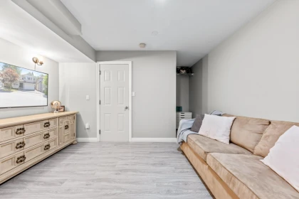 Hallway Photo of 21674 93 Avenue, Langley, BC