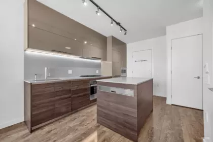 Kitchen Photo of 1107 2378 Alpha Avenue, Burnaby, BC
