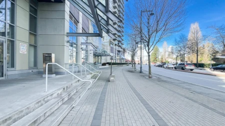 2706 9981 Whalley Boulevard, Surrey, BC, Surrey — Apartment/Condo for sale