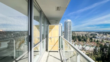 Office / Den Photo of 2706 9981 Whalley Boulevard, Surrey, BC