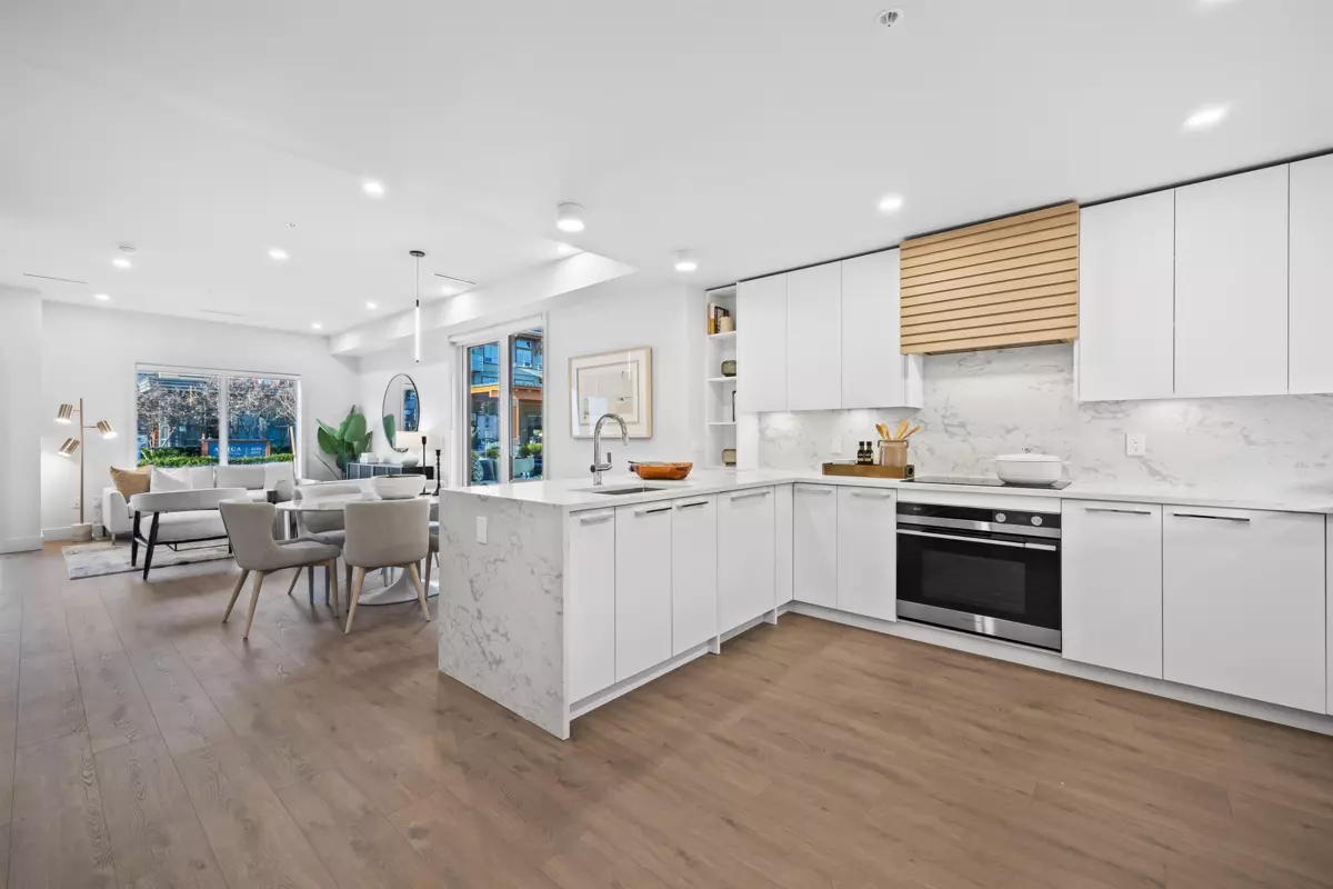 Family Room Photo of 3206 Highland Boulevard, North Vancouver, BC