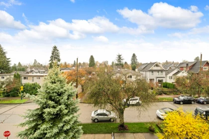 Hot Tub / Spa Photo of 1095 E 14th Avenue, Vancouver, BC