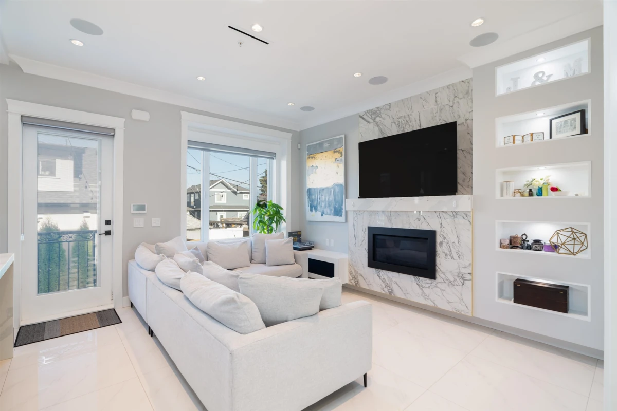 Family Room Photo of 2783 E 27th Avenue, Vancouver, BC