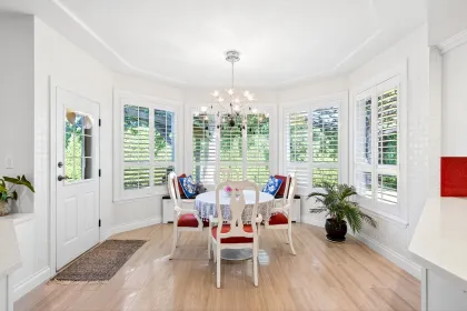 Powder Room Photo of 14055 29a Avenue, Surrey, BC