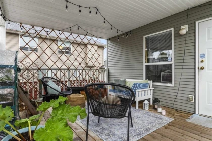 Garden / Landscaping Photo of 34795 1 Avenue, Abbotsford, BC