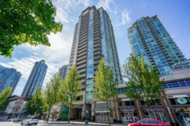 606 2978 Glen Drive, Coquitlam, BC