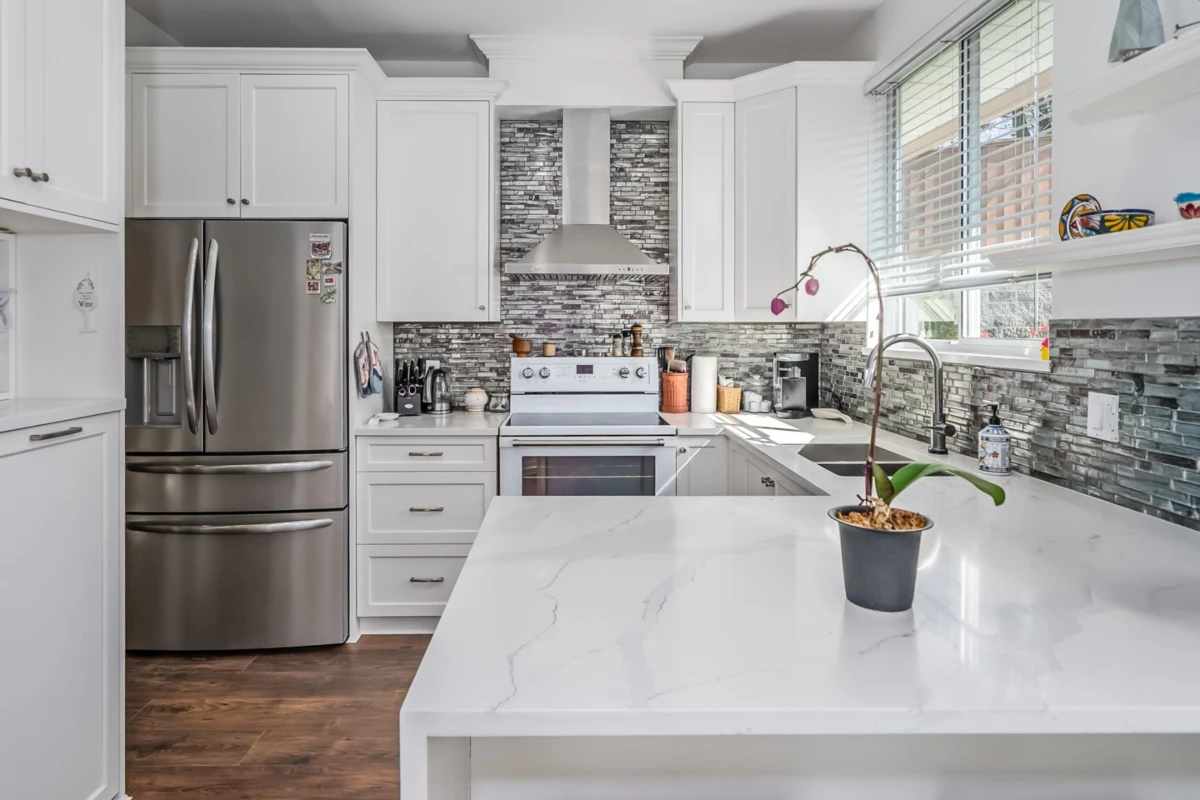 Family Room Photo of 16 16325 82 Avenue, Surrey, BC
