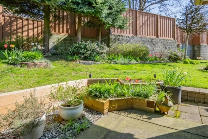 Swimming Pool Photo of 16 16325 82 Avenue, Surrey, BC