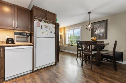 Hot Tub / Spa Photo of 590 Skagit Avenue, Hope, BC