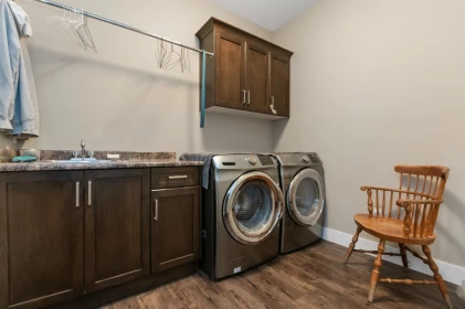 Powder Room Photo of 590 Skagit Avenue, Hope, BC
