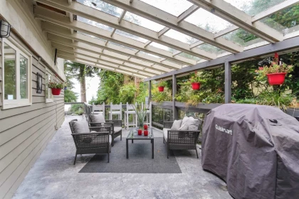 Breakfast Nook Photo of 20 Oceanview Road, Lions Bay, BC