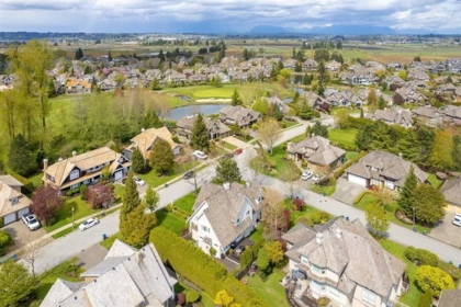 Hot Tub / Spa Photo of 3758 Devonshire Drive, Surrey, BC