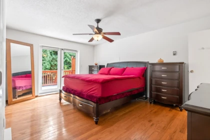 Powder Room Photo of 2176 Laurier Avenue, Port Coquitlam, BC