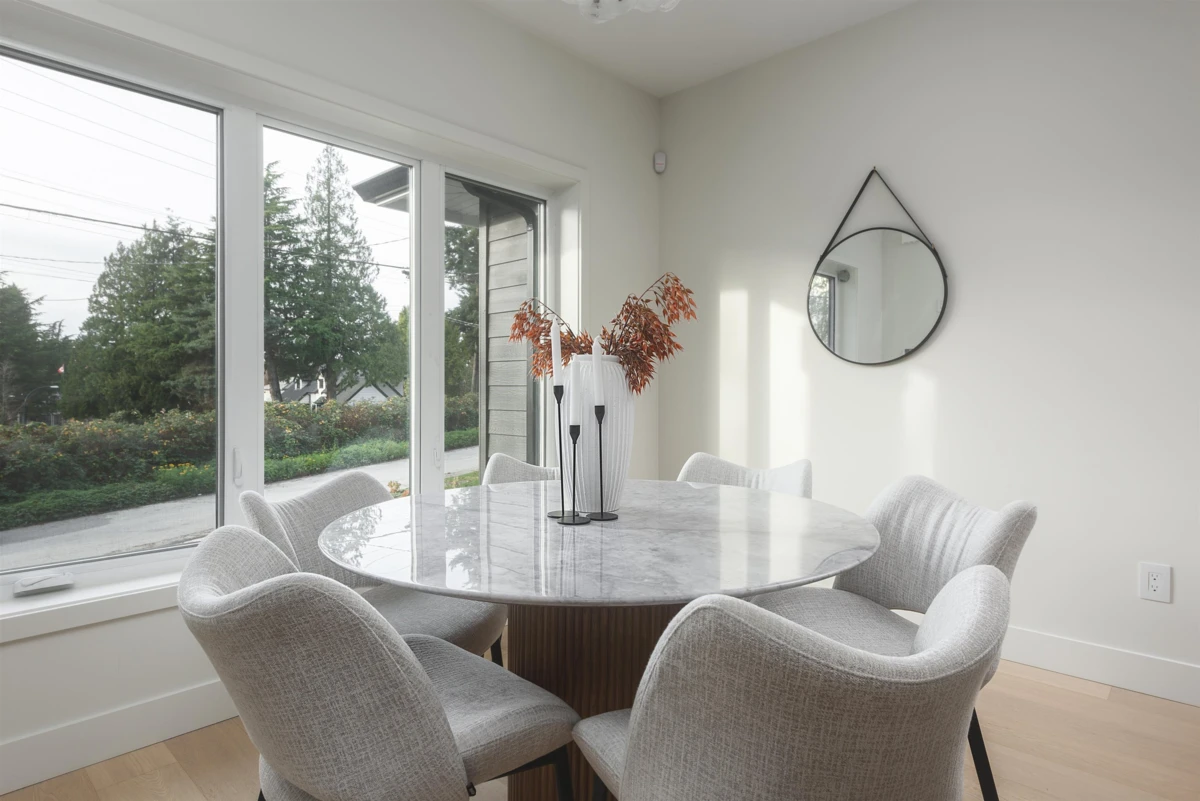 Family Room Photo of 2 8508 East Boulevard, Vancouver, BC