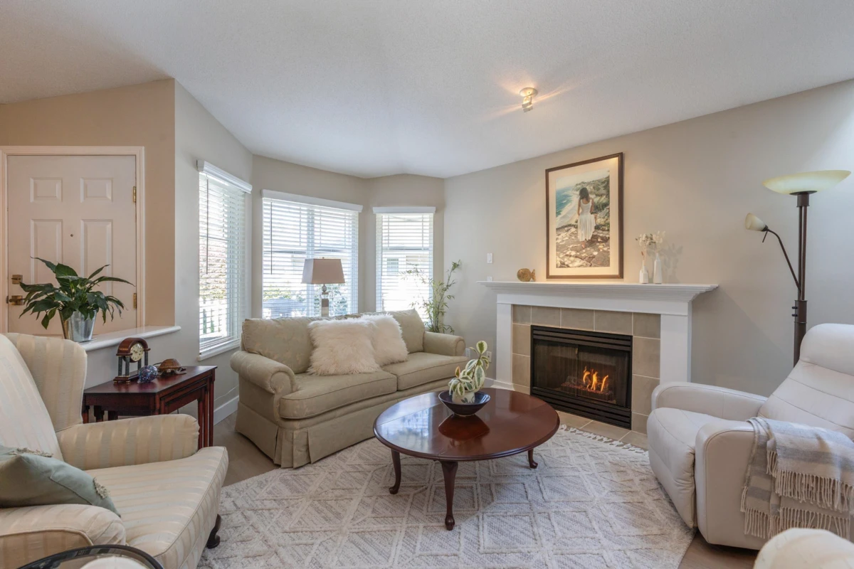 Family Room Photo of 54 6488 168 Street, Surrey, BC