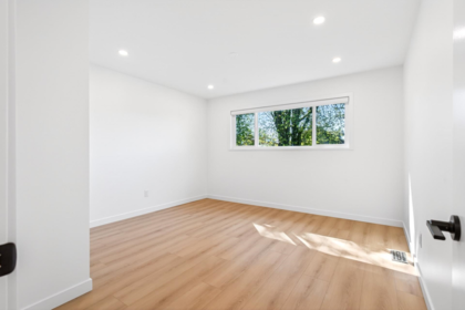 Basement Recreation Room Photo of 2085 Waverley Avenue, Vancouver, BC
