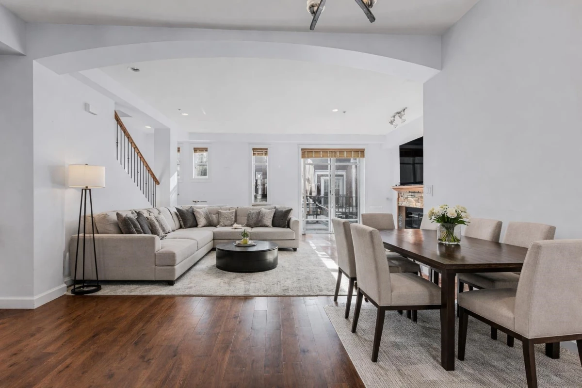Living Room Photo of 18 20738 84 Avenue, Langley, BC
