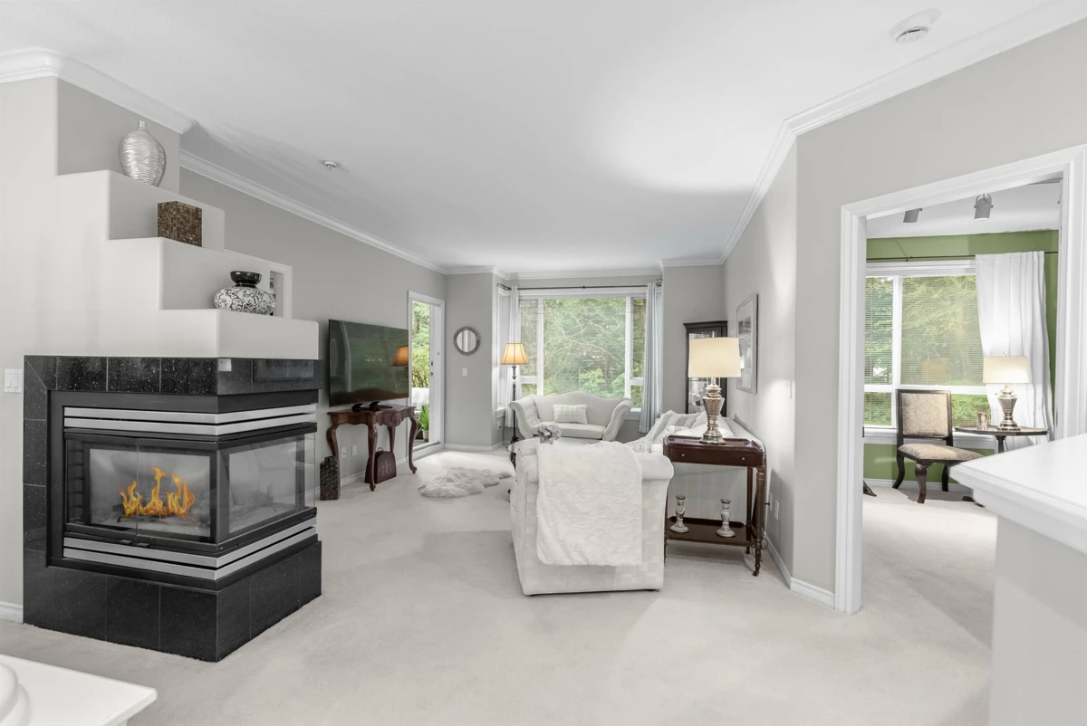 Dining Area Photo of 109 3280 Plateau Boulevard, Coquitlam, BC