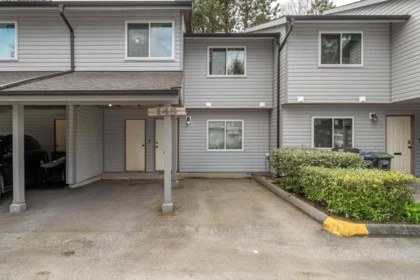 143 7317 140 Street, Surrey, BC, Surrey — Townhouse for sale