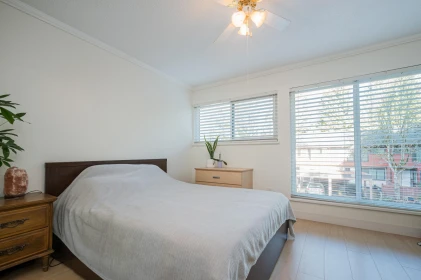 Bedroom 3 Photo of 4814 Fernglen Drive, Burnaby, BC