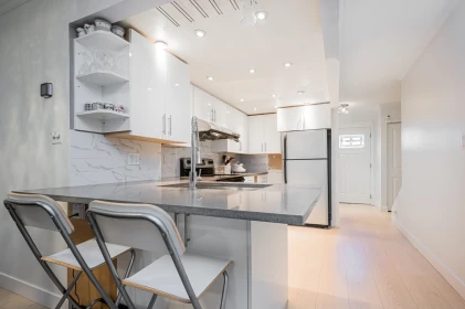 Kitchen Island Photo of 4814 Fernglen Drive, Burnaby, BC