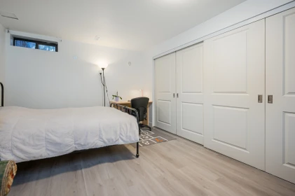 Mudroom Photo of 4814 Fernglen Drive, Burnaby, BC