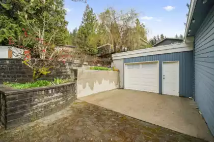 Mudroom Photo of 129 Roe Drive, Port Moody, BC
