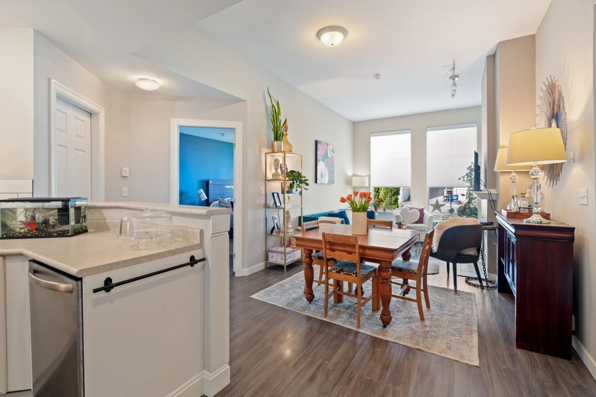 Dining Area Photo of 305 33599 2 Avenue, Mission, BC