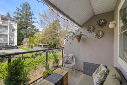Backyard Photo of 305 33599 2 Avenue, Mission, BC