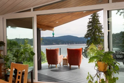 Breakfast Nook Photo of 2873 Panorama Drive, North Vancouver, BC