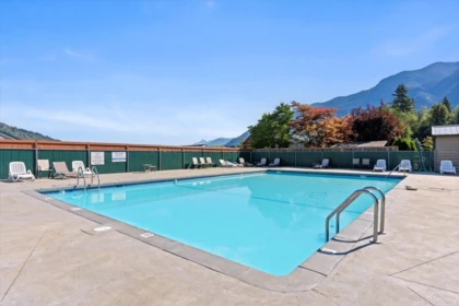 Outdoor Deck Photo of 64 1436 Frost Road, Columbia Valley, BC