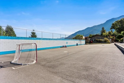 Outdoor Patio Photo of 64 1436 Frost Road, Columbia Valley, BC