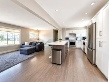 1820 Cedar Drive, Squamish, BC, Squamish — Single Family Residence for sale