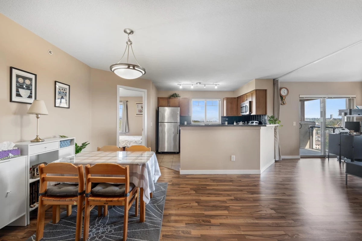 Dining Area Photo of 2408 244 Sherbrooke Street, New Westminster, BC