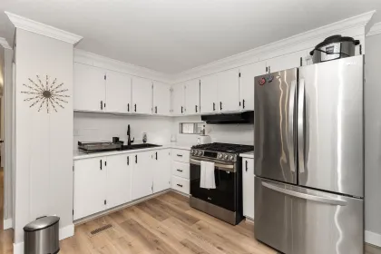 Kitchen Photo of 61 24330 Fraser Highway, Langley, BC