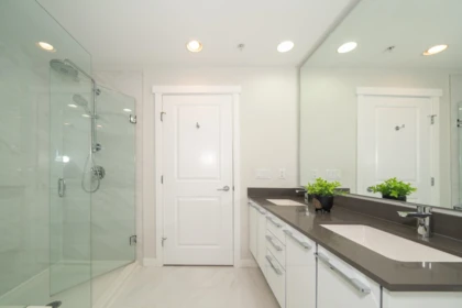 Powder Room Photo of 213 9551 Alexandra Road, Richmond, BC