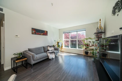 Walk-In Closet Photo of 213 9551 Alexandra Road, Richmond, BC