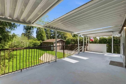 Front Yard Photo of 5860 172 Street, Surrey, BC
